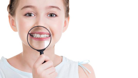 چگونه می توانید از دندان های کودکتان مراقبت کنید؟
